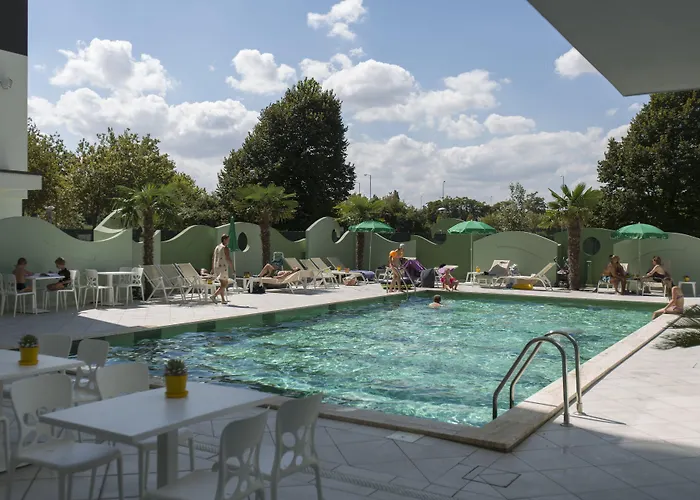 Apartmanhotel Nero D'avorio & 4*