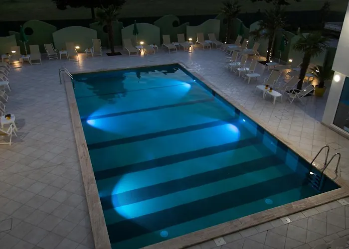 Nero D'avorio & 4* Rimini