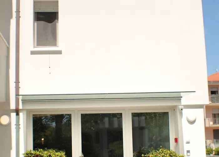 Apart Otel Nero D'avorio & 4*