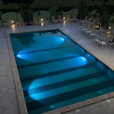 Nero D'avorio & 4* Rimini