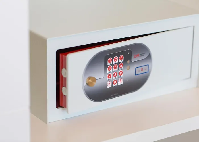 Nero D'avorio & 4* רימיני