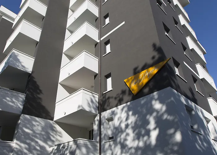 Nero D'avorio & מלון דירות